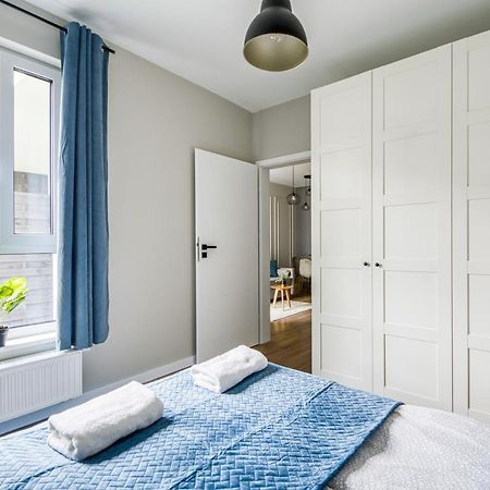 Warsaw Inside Airport & Business Premium Appartement Buitenkant foto