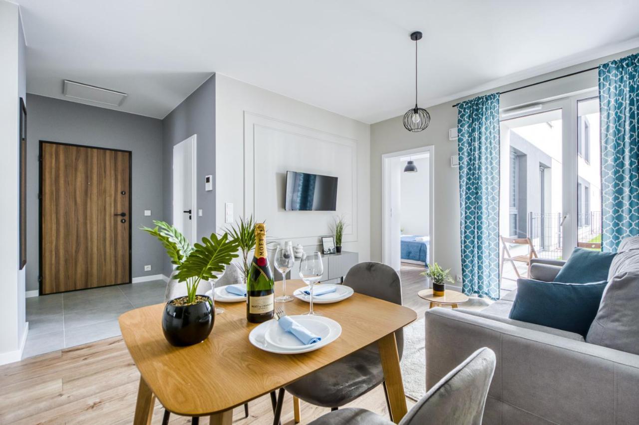 Warsaw Inside Airport & Business Premium Appartement Buitenkant foto